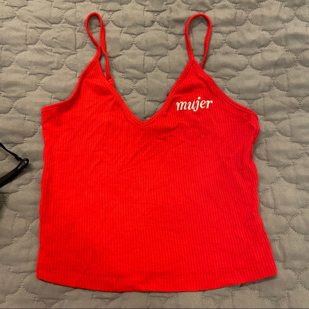 Crop top